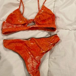 ❤️SOLD❤️Acacia Sedona Set